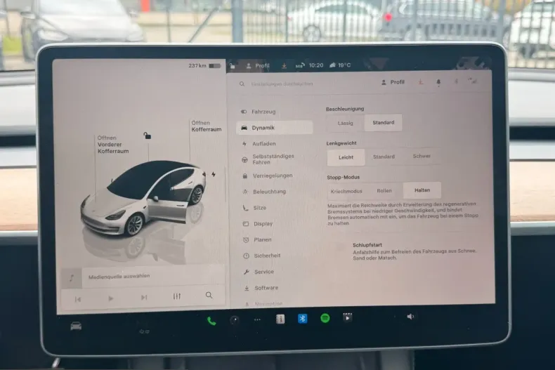 Tesla Model 3 din 2022 cu 68.222 km - oferta TES224962 - foto 23