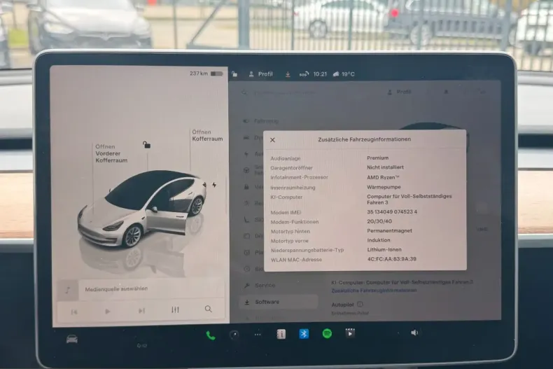 Tesla Model 3 din 2022 cu 68.222 km - oferta TES224962 - foto 29