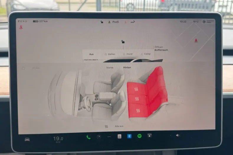 Tesla Model 3 din 2022 cu 68.222 km - oferta TES224962 - foto 31