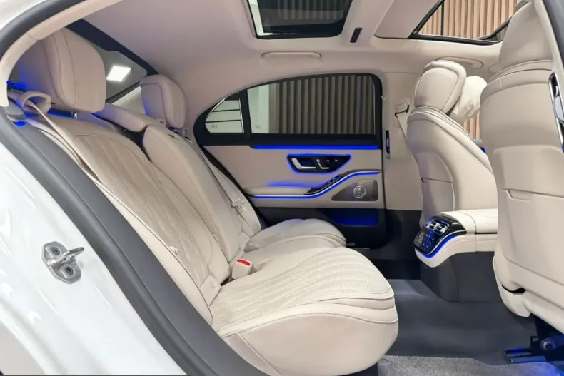 Mercedes-Benz S 63 AMG (Clasa S) din 2024 cu 11.685 km - oferta MER224968 - foto 13