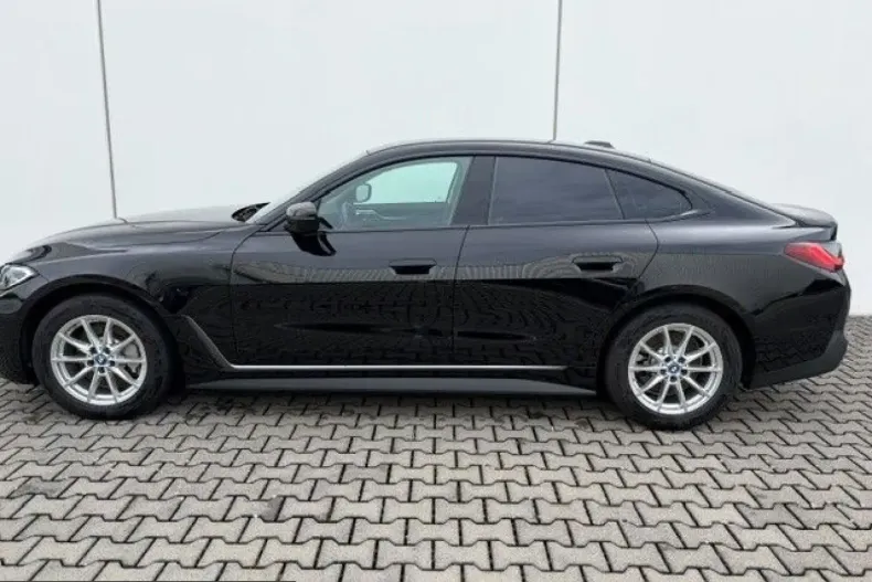 BMW i4 (Seria 4) din 2023 cu 36.027 km - oferta BMW224971 - foto 4