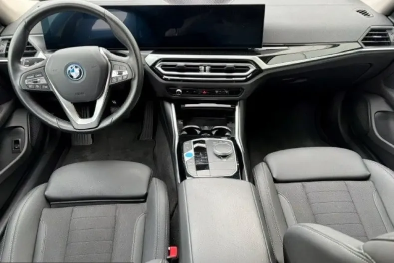 BMW i4 (Seria 4) din 2023 cu 36.027 km - oferta BMW224971 - foto 10