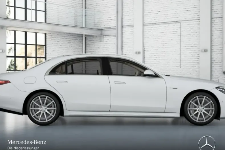 Mercedes-Benz S 63 AMG (Clasa S) din 2023 cu 13.892 km - oferta MER224979 - foto 16