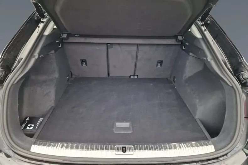 Audi Q3 din 2023 cu 62.643 km - oferta AUD224980 - foto 23