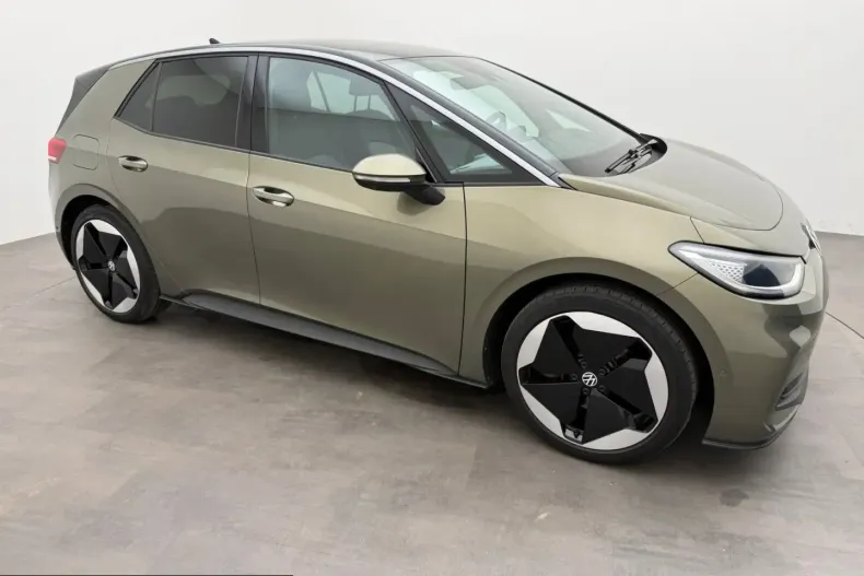 Volkswagen ID.3 din 2023 cu 33.360 km - oferta VOL224983 - foto 2