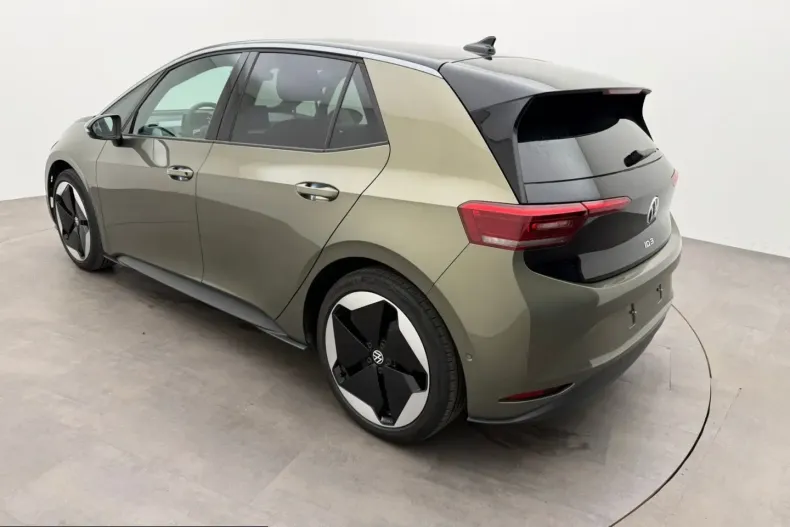 Volkswagen ID.3 din 2023 cu 33.360 km - oferta VOL224983 - foto 14