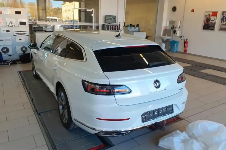 Volkswagen Arteon din 2023 cu 44.580 km - oferta VOL224984 - foto 5
