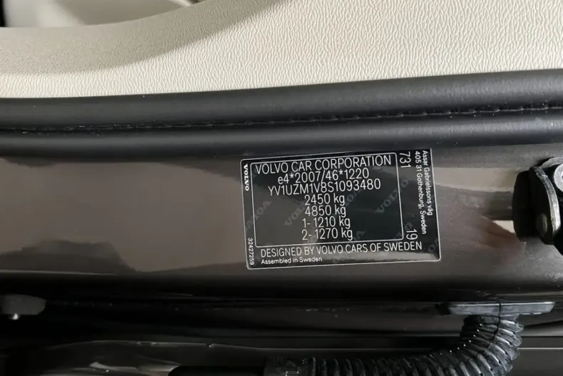 Volvo XC60 din 2024 cu 21.720 km - oferta VOL224985 - foto 27