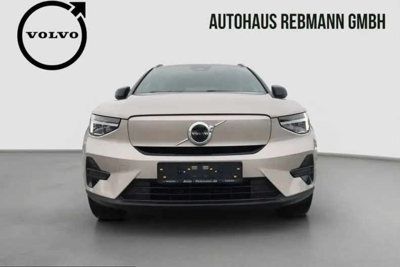 Volvo XC40 din 2023 cu 57.800 km - oferta VOL224987 - foto 2