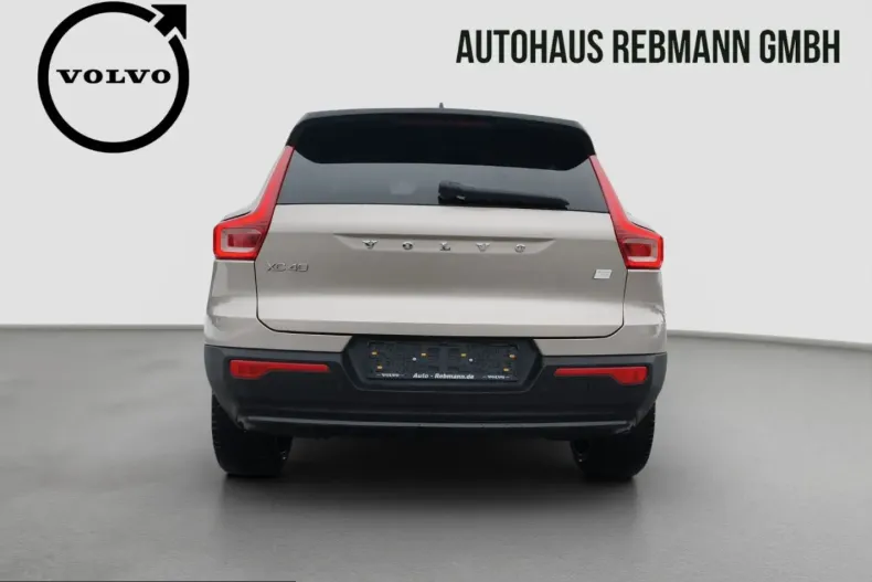 Volvo XC40 din 2023 cu 57.800 km - oferta VOL224987 - foto 5