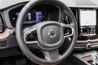 Volvo XC60 din 2025 cu 27.500 km - oferta VOL224988 - foto 8