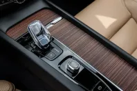 Volvo XC60 din 2025 cu 27.500 km - oferta VOL224988 - foto 9