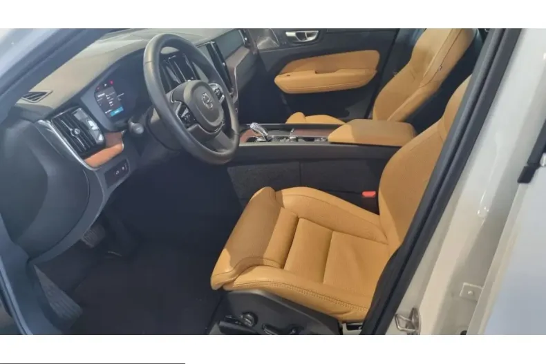 Volvo XC60 din 2024 cu 47.450 km - oferta VOL224993 - foto 8