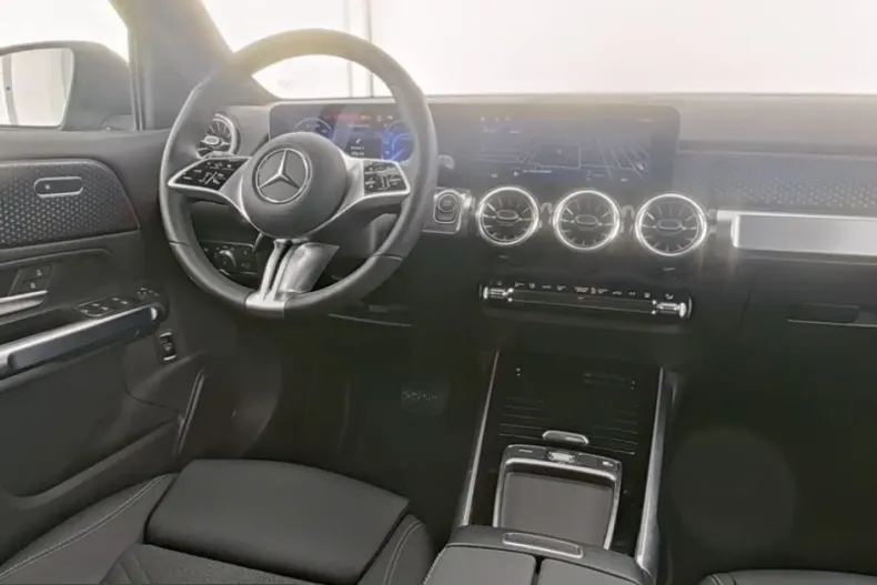 Mercedes-Benz EQB din 2025 cu 20.122 km - oferta MER224994 - foto 8