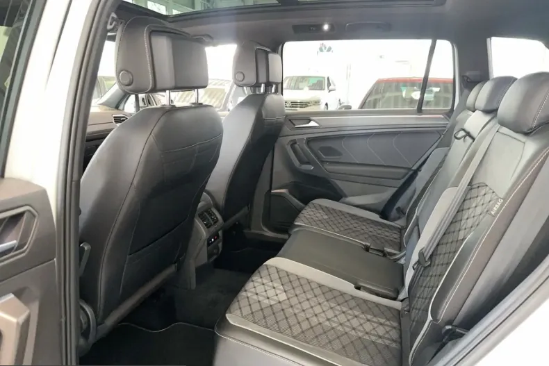 Volkswagen Tiguan Allspace din 2022 cu 63.420 km - oferta VOL224996 - foto 11
