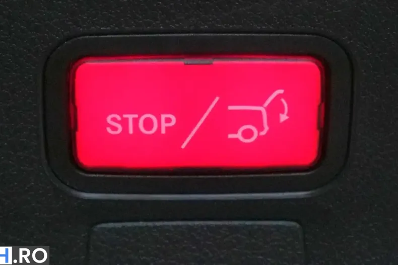 Mercedes-Benz CLA 200 (Clasa CLA) din 2023 cu 53.734 km - oferta MER225006 - foto 33