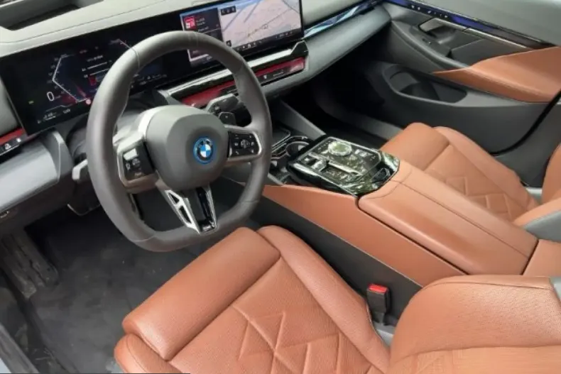 BMW 550 (Seria 5) din 2024 cu 34.718 km - oferta BMW225018 - foto 5
