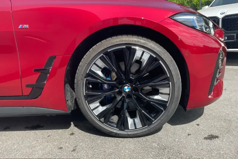 BMW i4 (Seria 4) din 2025 cu 17.008 km - oferta BMW225029 - foto 29