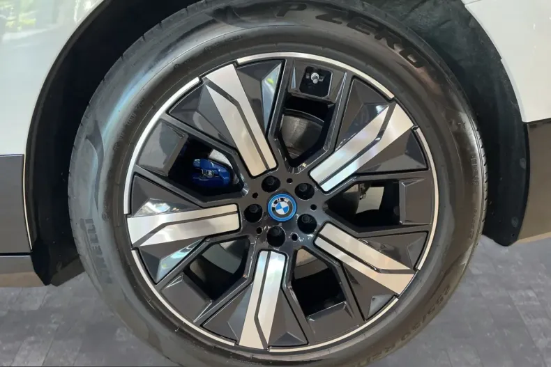 BMW iX din 2023 cu 40.852 km - oferta BMW225033 - foto 11