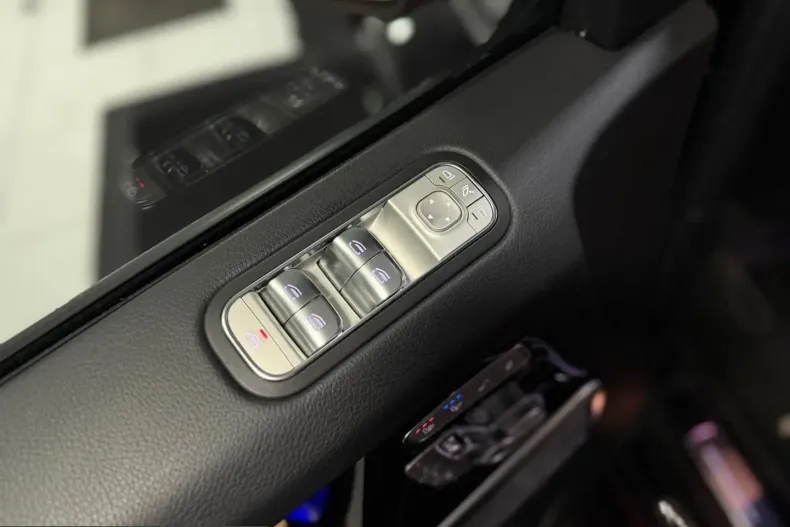 Mercedes-Benz G 63 AMG (Clasa G) din 2025 cu 35.000 km - oferta MER225042 - foto 11