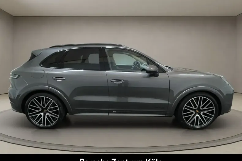 Porsche Cayenne din 2025 cu 3.210 km - oferta POR225048 - foto 6