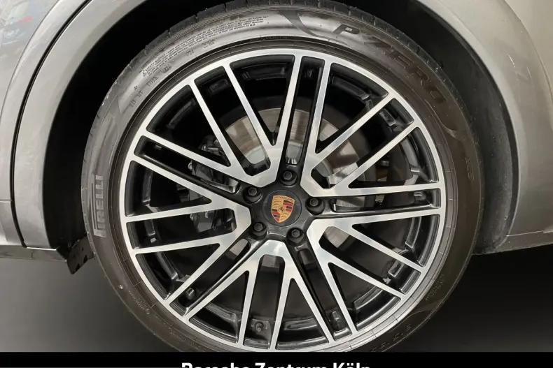 Porsche Cayenne din 2025 cu 3.210 km - oferta POR225048 - foto 11