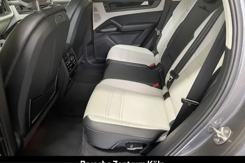 Porsche Cayenne din 2025 cu 3.210 km - oferta POR225048 - foto 23