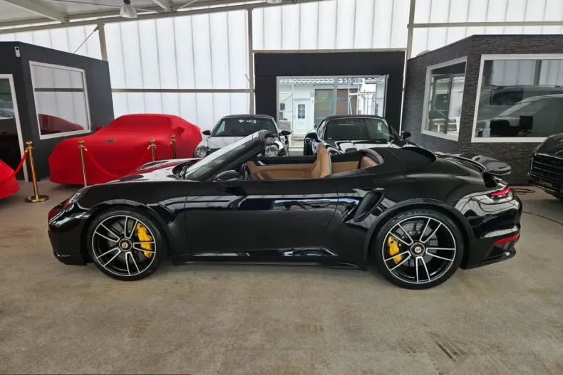 Porsche 992 din 2023 cu 17.000 km - oferta POR225053 - foto 13
