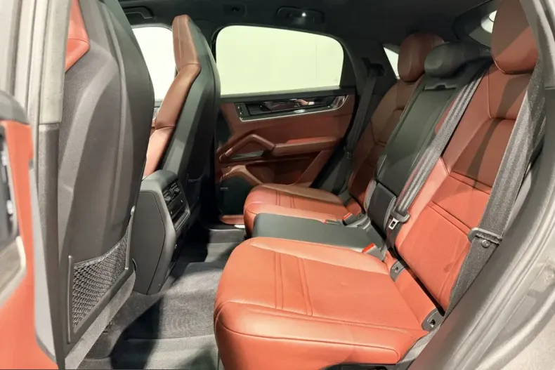 Porsche Cayenne din 2024 cu 46.500 km - oferta POR225057 - foto 14