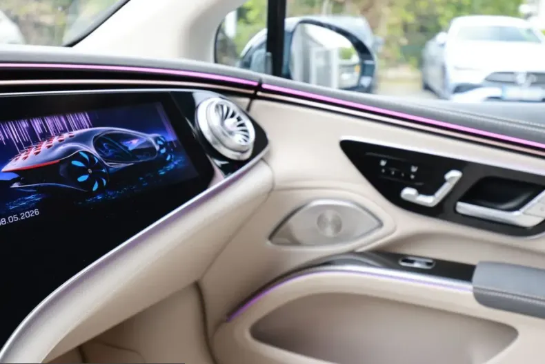 Mercedes-Benz EQS din 2024 cu 11.480 km - oferta MER225059 - foto 19