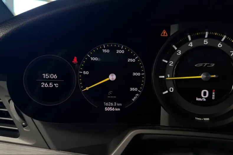 Porsche 911 din 2025 cu 5.200 km - oferta POR225063 - foto 32
