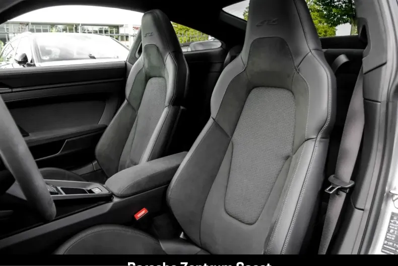 Porsche 992 din 2025 cu 2.950 km - oferta POR225064 - foto 15