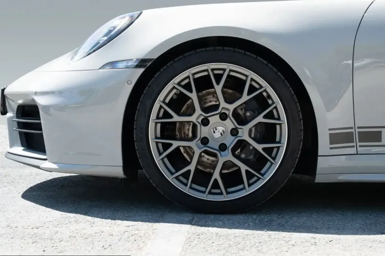 Porsche 992 din 2025 cu 29.400 km - oferta POR225067 - foto 6