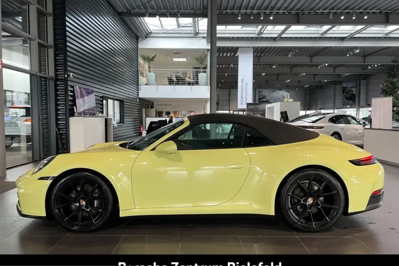 Porsche 992 din 2024 cu 5.403 km - oferta POR225075 - foto 2