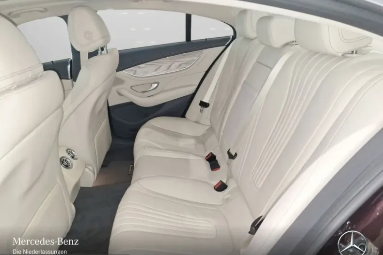 Mercedes-Benz CLS 300 (Clasa CLS) din 2023 cu 33.602 km - oferta MER225084 - foto 9