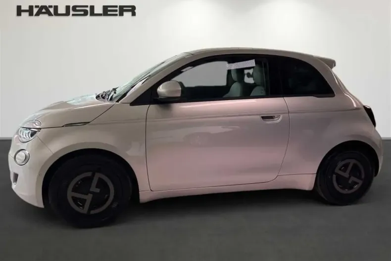 Fiat 500e din 2025 cu 10.000 km - oferta FIA225099 - foto 6
