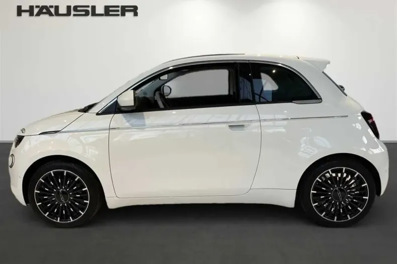 Fiat 500e din 2025 cu 9.000 km - oferta FIA225100 - foto 6