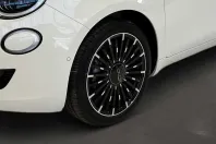 Fiat 500e din 2025 cu 9.000 km - oferta FIA225100 - foto 8