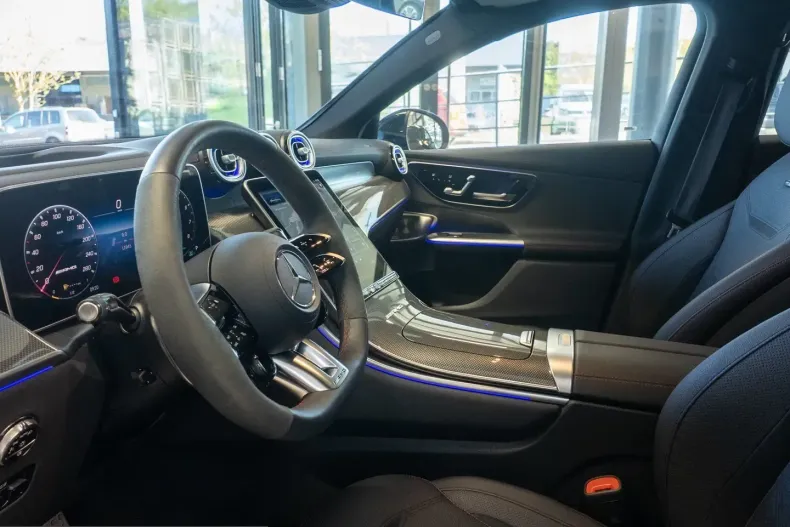 Mercedes-Benz GLC 43 AMG (Clasa GLC) din 2025 cu 11.039 km - oferta MER225105 - foto 8