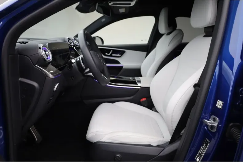 Mercedes-Benz GLC 300 (Clasa GLC) din 2023 cu 9.488 km - oferta MER225106 - foto 9