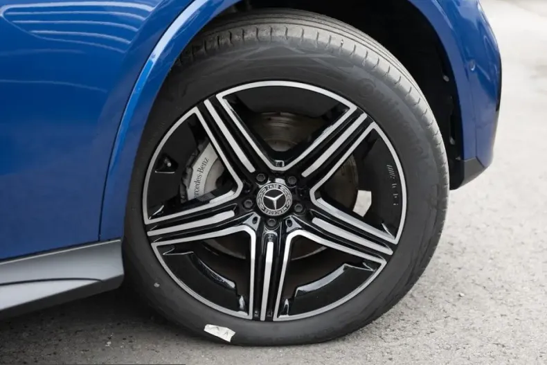 Mercedes-Benz GLC 300 (Clasa GLC) din 2025 cu 12.554 km - oferta MER225107 - foto 5