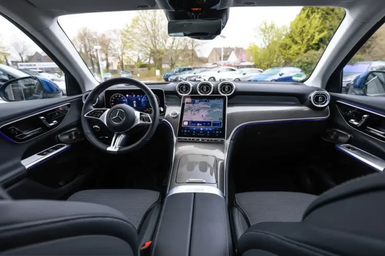 Mercedes-Benz GLC 300 (Clasa GLC) din 2025 cu 19.987 km - oferta MER225110 - foto 6