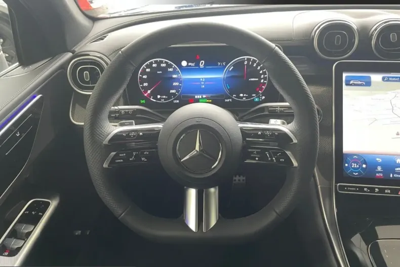Mercedes-Benz GLC 400 (Clasa GLC) din 2023 cu 9.700 km - oferta MER225111 - foto 9