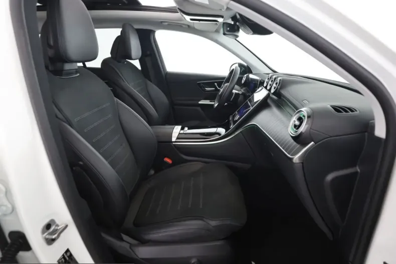 Mercedes-Benz GLC 400 (Clasa GLC) din 2023 cu 75.800 km - oferta MER225112 - foto 9