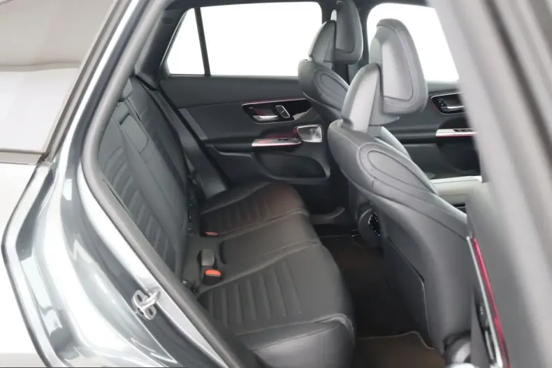 Mercedes-Benz GLC 400 (Clasa GLC) din 2023 cu 59.900 km - oferta MER225113 - foto 14