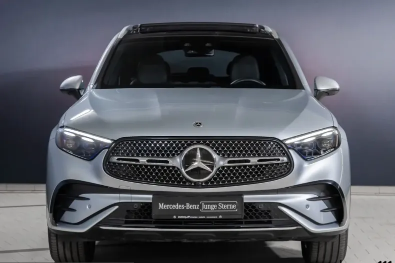 Mercedes-Benz GLC 200 (Clasa GLC) din 2023 cu 5.000 km - oferta MER225114 - foto 5