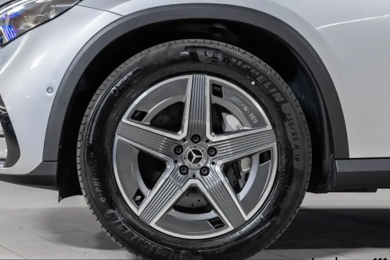 Mercedes-Benz GLC 200 (Clasa GLC) din 2023 cu 5.000 km - oferta MER225114 - foto 7