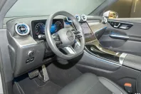Mercedes-Benz GLC 200 (Clasa GLC) din 2023 cu 5.000 km - oferta MER225114 - foto 12