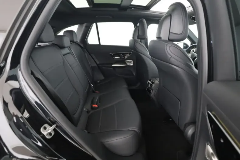 Mercedes-Benz GLC 400 (Clasa GLC) din 2023 cu 104.900 km - oferta MER225115 - foto 14