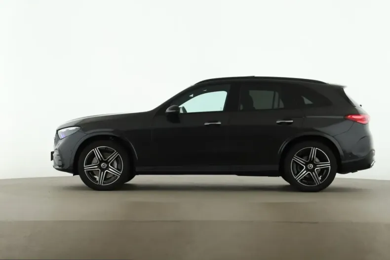 Mercedes-Benz GLC 300 (Clasa GLC) din 2023 cu 49.999 km - oferta MER225117 - foto 2